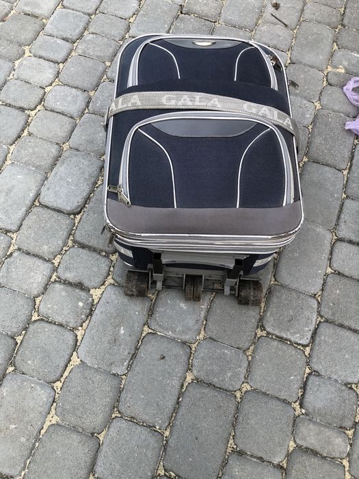 Чемодан для подорожі