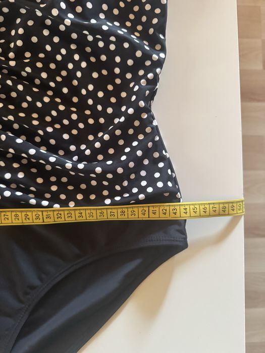 Kostium jednoczęściowy r. 46 plus