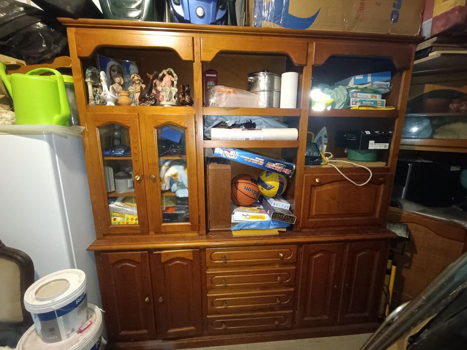 Estante de sala maciça