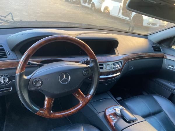 Para peças MERCEDES-BENZ Classe S (W221)
