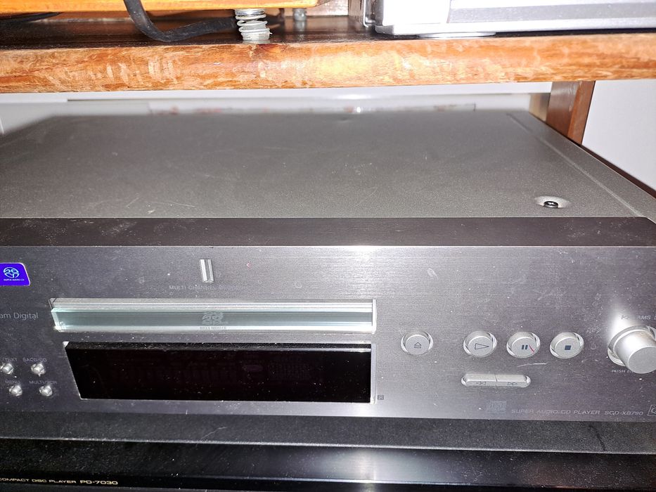 Leitor super audio cd/cd sony scd-xn790qs