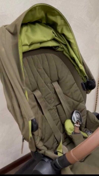 преміальна коляска Cybex Prime Platinum колір "khaki green"