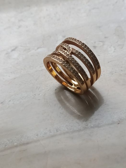 Pierścionek Swarovski z kamyczkami