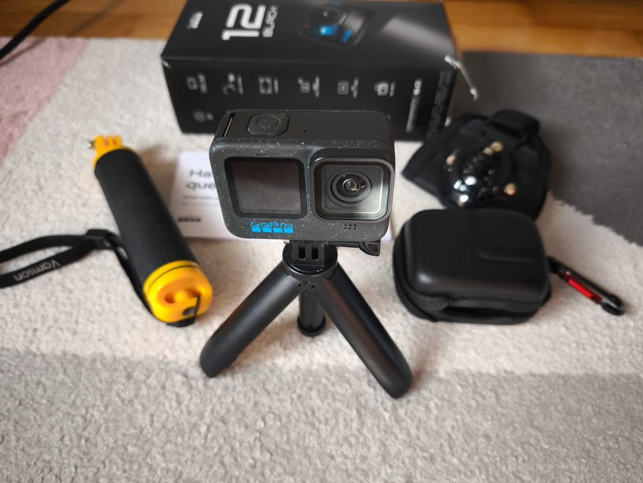 GoPro Hero 12 Black - com acessorios