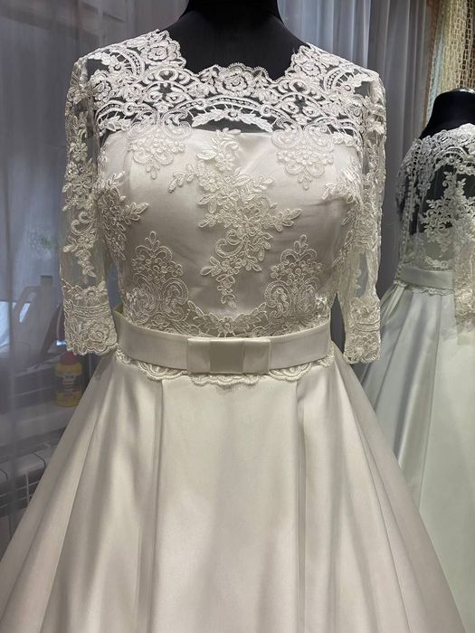 Свадебное платье 50-52размер