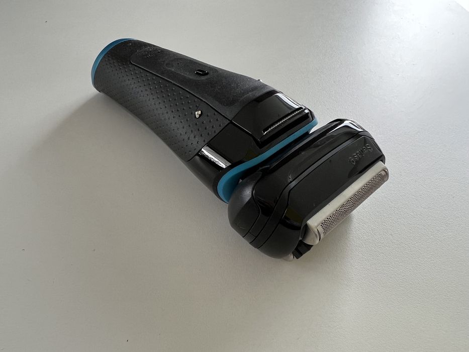 Braun series 9 Golarka do golenia na sucho lub mokro