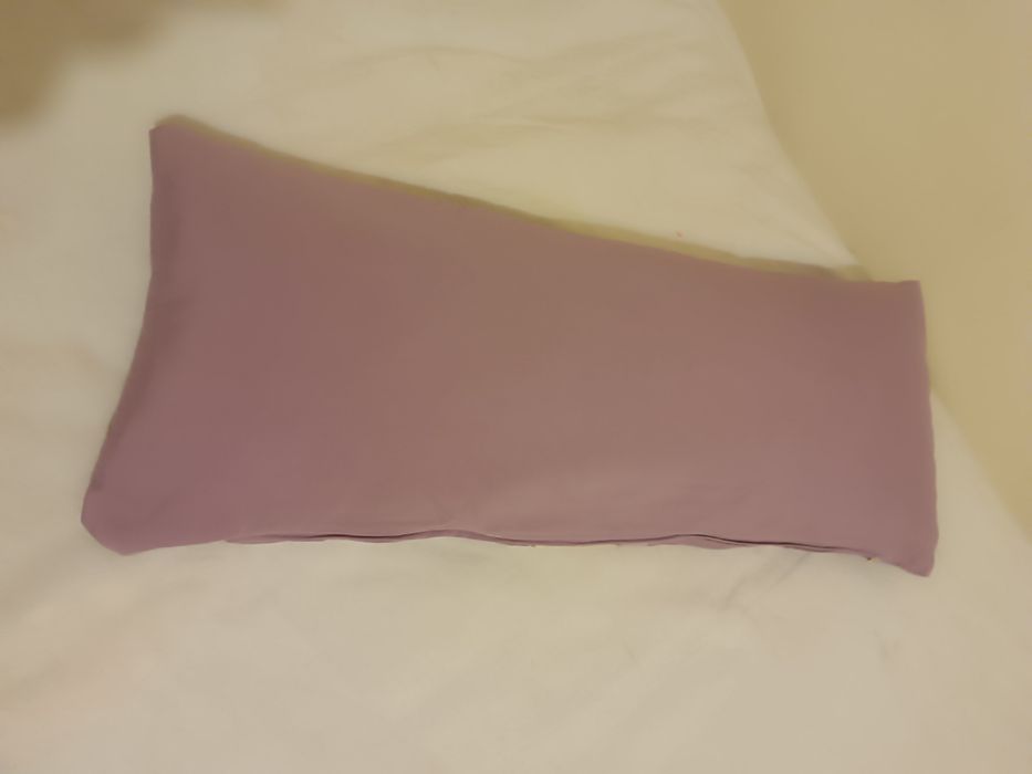 Almofada lilás. Dupla fase. Cama Menina. 50*30 cm