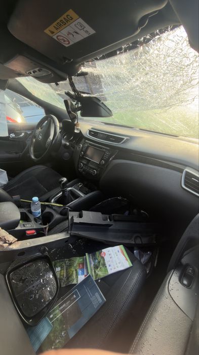 Nissan qasqhai 1.2 acidentado