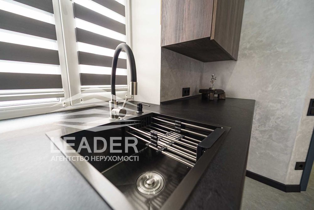 Продам Таунхаус-Два санвузли+ванна+ душова!Венеціанка!СТИЛЬНИЙ