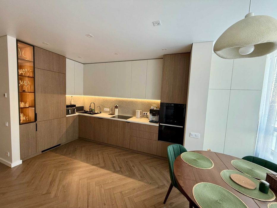 Продам євротрьошку з автономним живленням