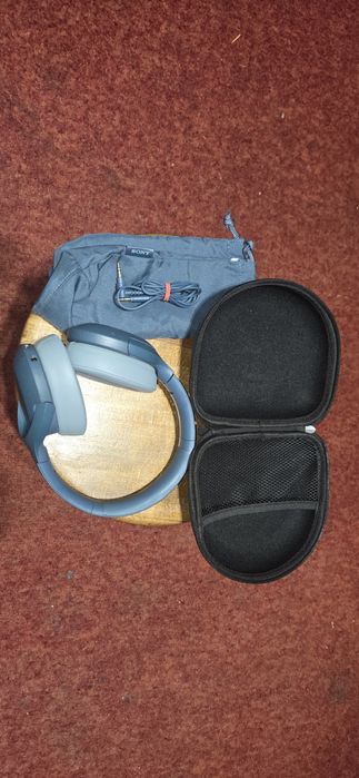 Słuchawki Sony WH-H910N Stan b.dobre.