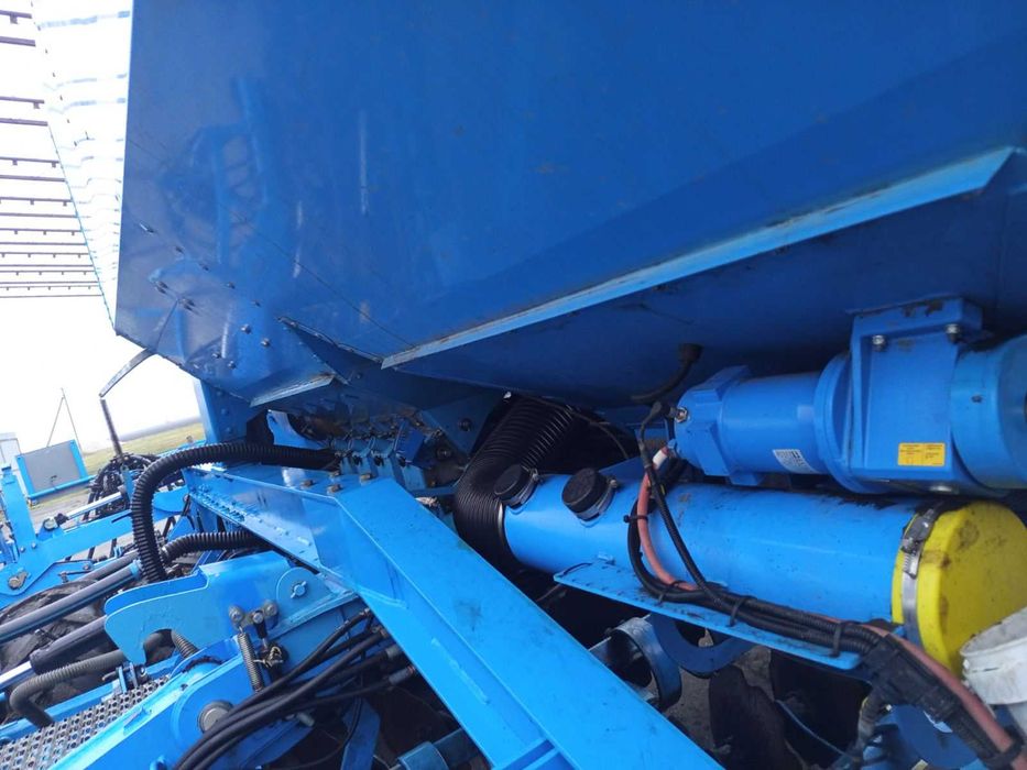 Посівна комбінація Compact-Solitair 9/600