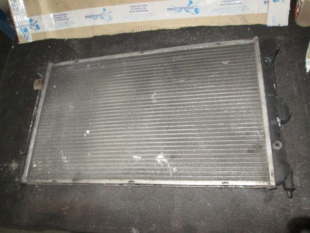 Radiador de água VOLKSWAGEN Polo (86C, 80)