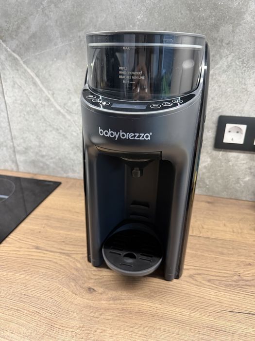 Машина для приготування суміші BabyBreeza