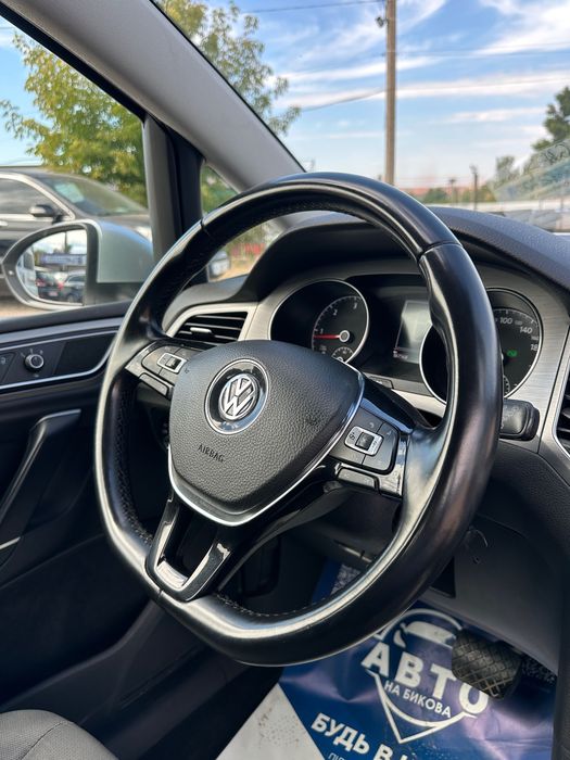 Продам Volkswagen Golf Sportsvan 2015 рік можлива розстрочка, кредит, обмін!