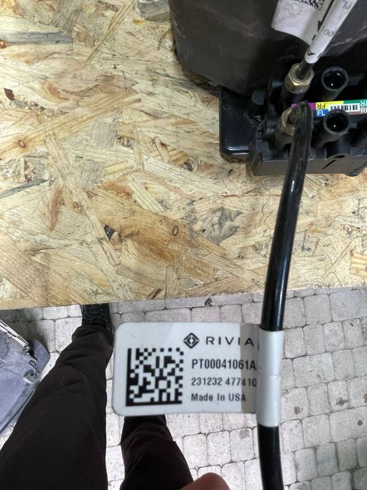 Компресор Rivian