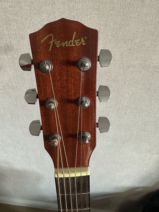 Гитара Fender акустическая