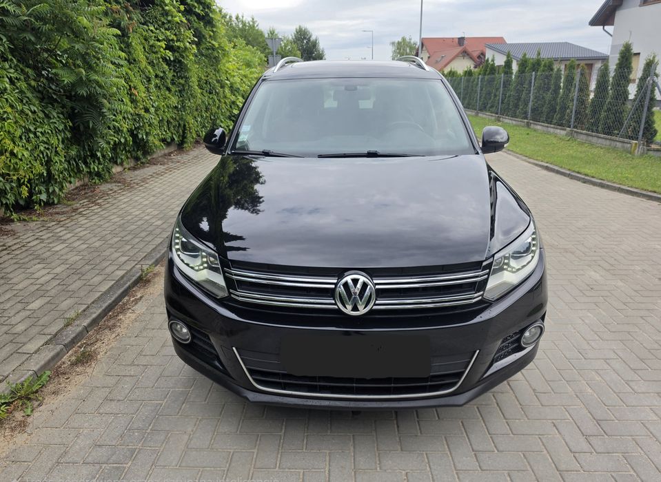 VW Tiguan 2.0 TDI 140 km Czarny Ledy