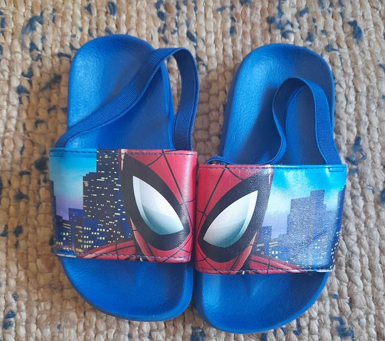 Sandálias marvel 24.25