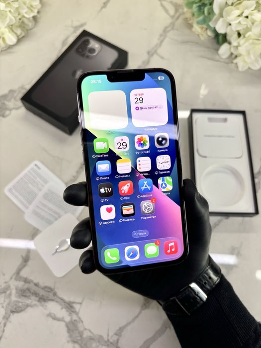 Чудовий iPhone 13 Pro 256GB Graphite Neverlock Уцінка Магазин Гарантія