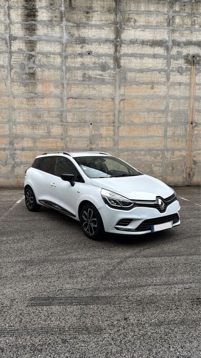 Renault Clio 2018 – 140.000 km – Automático