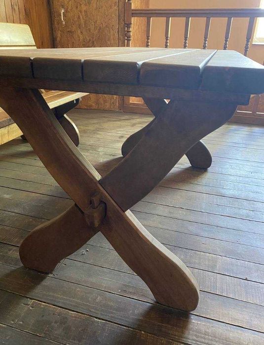 Продам столы деревянные