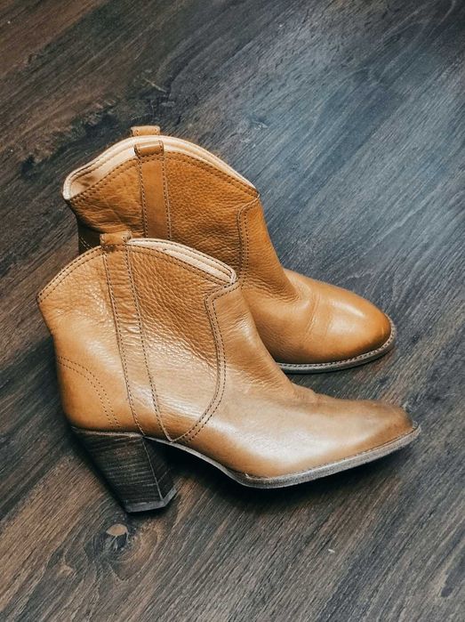 Жиночі полусапожкі шкіра  Massimo Dutti  40р даром