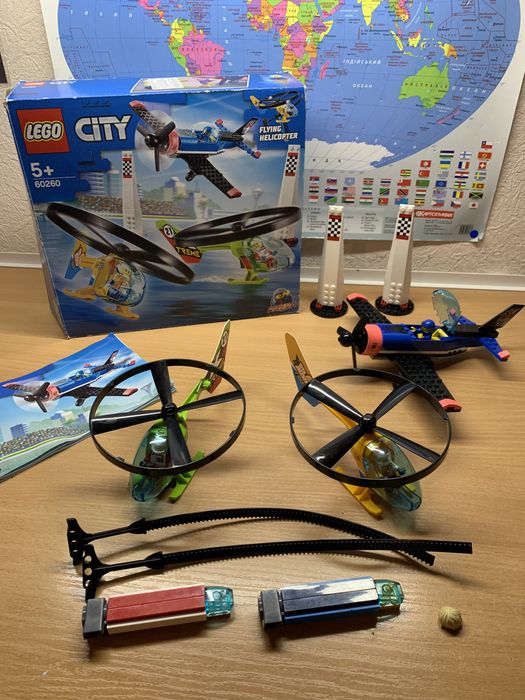 Конструктор Lego 60260 літаючи вертольоти. Літак