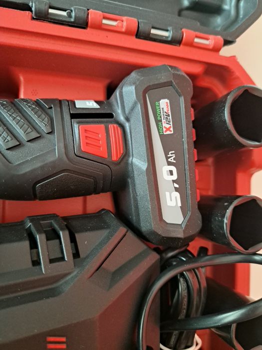 Klucz udarowy 12V parkside performance z aku I ładowarką