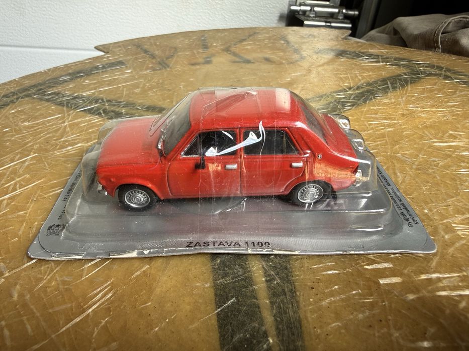 Zastawa 1100 1:43 deagostini