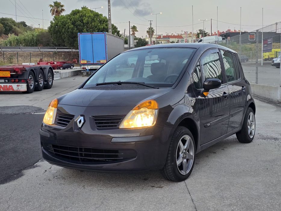 Renault Modus 1.2 i 16 Autentique, 120,000 km, EUR 2,999