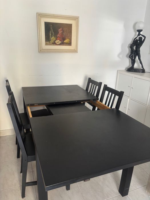 Mesa de jantar extensível