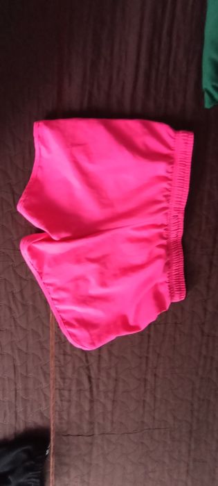 Sprzedam spodenki młodzieżowej