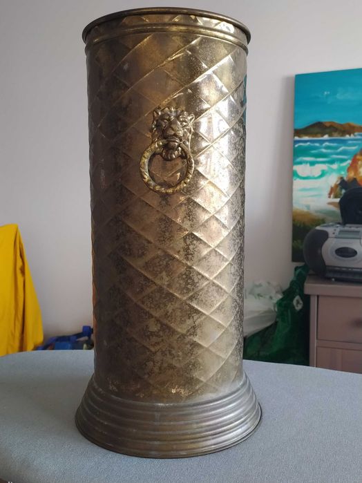 Copper umbrella stand