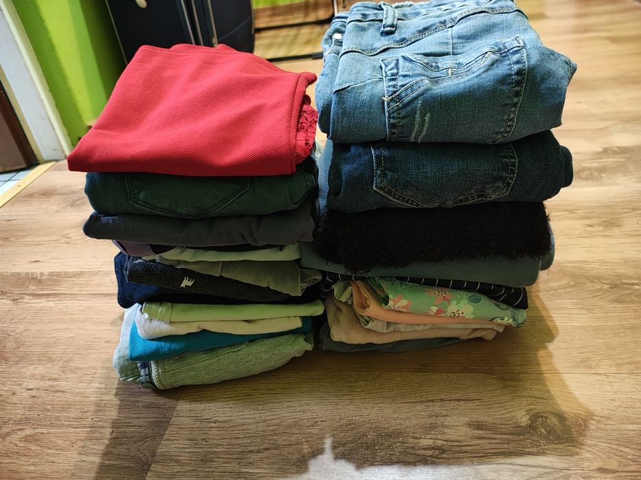 Ubrania 146 cm dla dziewczynki