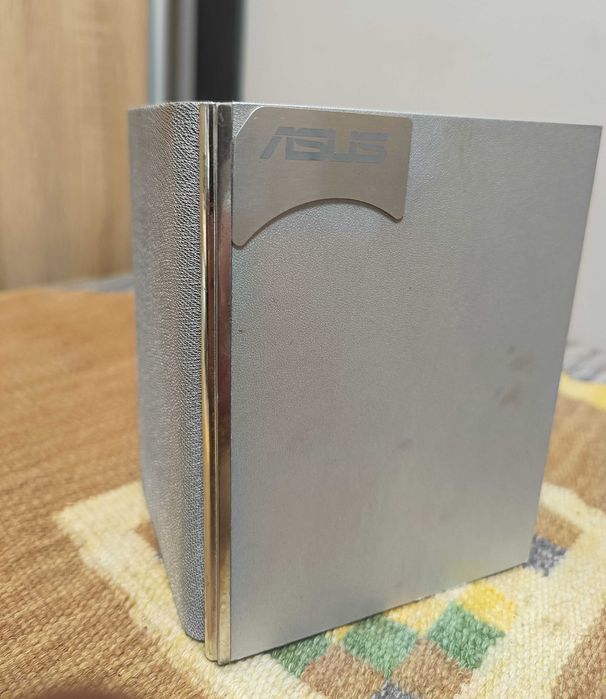 Компьютерные колонки ASUS