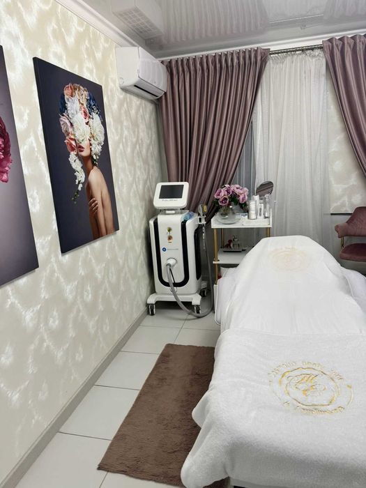 Продам салон краси в Центрі міста.