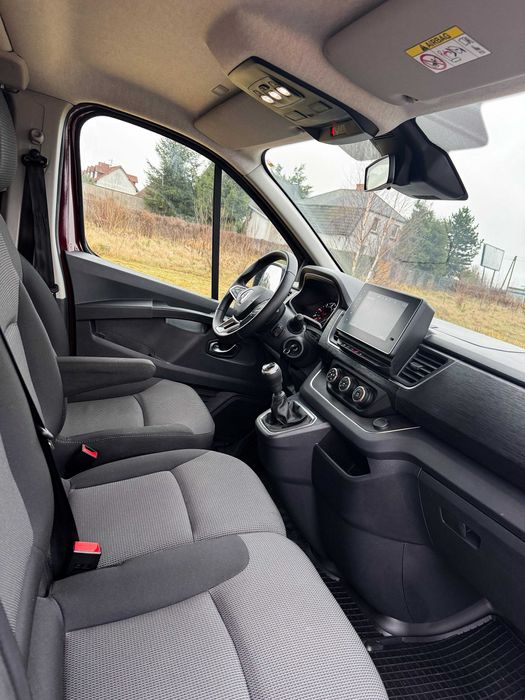 RENT 88 Wynajem busow bus 9 osobowy trafic long Podstawiamy pod drzwi!