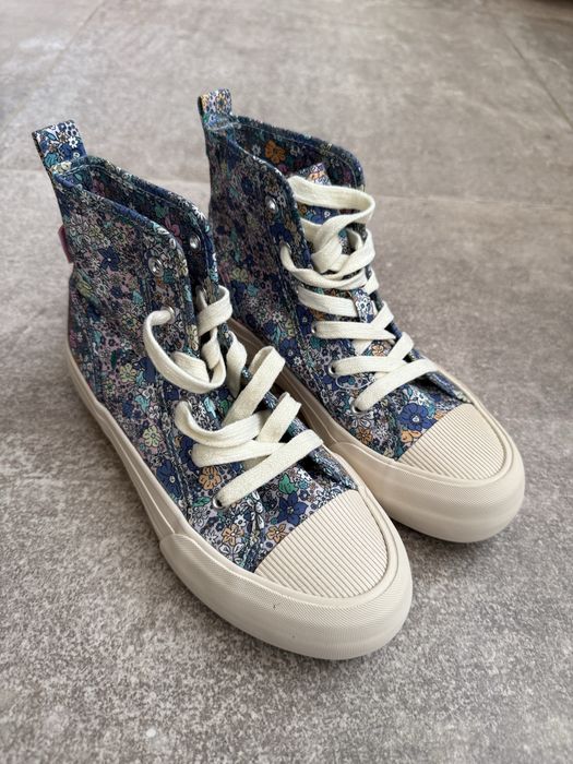 Кеды для девочки ZARA,,новые