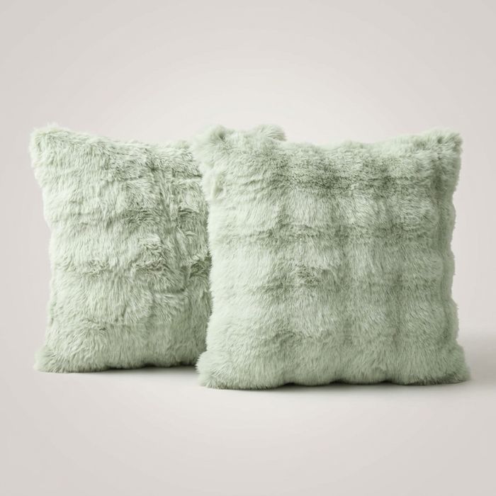Poszewki na poduszki - pluszowe futerko - 2x45x45 zielone