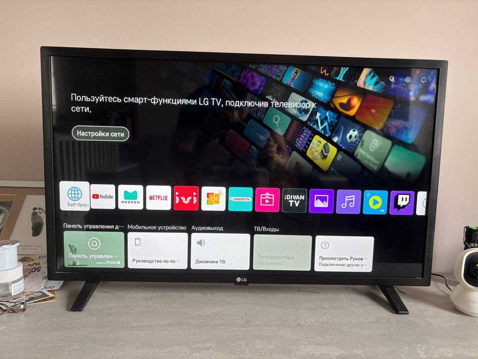 Телевізор LG Smart TV 32LM6300PLA (32", Full HD)