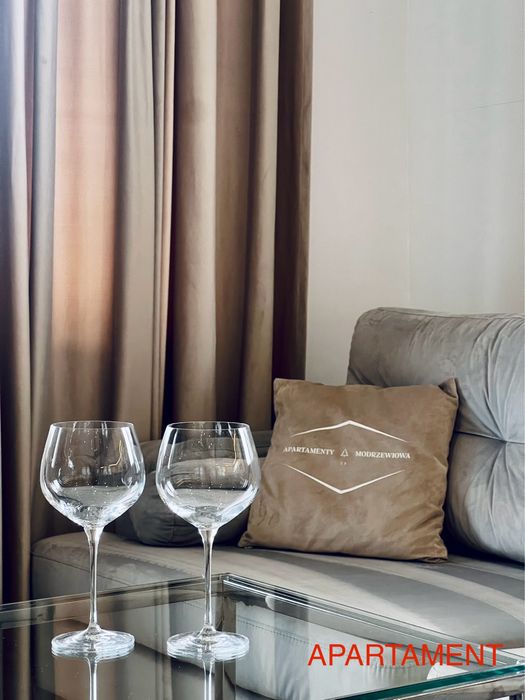 Apartamenty Pokoje Doba Noc Godziny / dłuższy wynajem