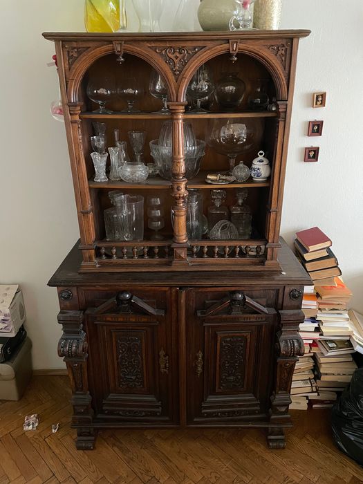 2-częściowy kredens w stylu eklektycznym