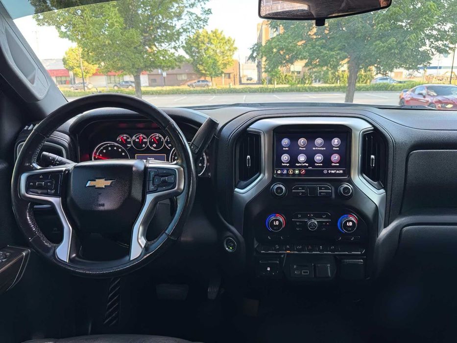 Chevrolet Silverado 1500      2021