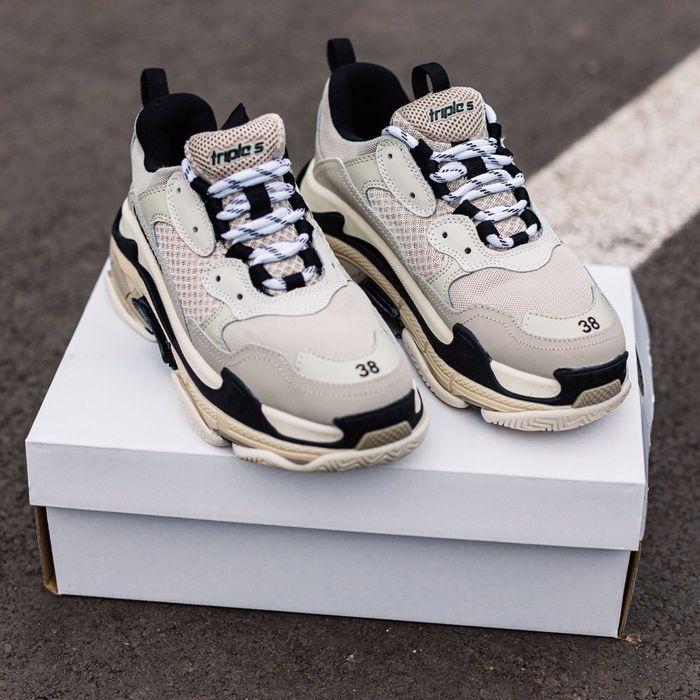 BALENCIAGA Triple S スニーカー 38 Balenciaga Triple S biały szary r.38 - Ceny i opinie - Ceneo.pl