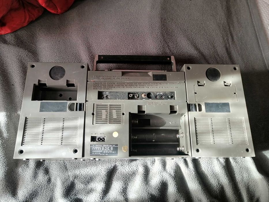 Radiomagnetofon ghettoblaster  RADIOTONE RCX-170 VALENCIA