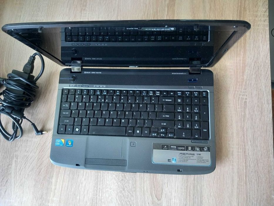 Acer Aspire 5740 i3 4Gb 120Gb SSD DVD Intel HD Win10 HE