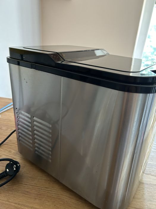 Kostkarka do lodów lato elektryczna kostkarka gotze jensen