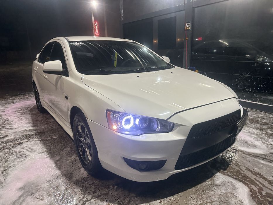 Lancer 10 X 1.6 2012