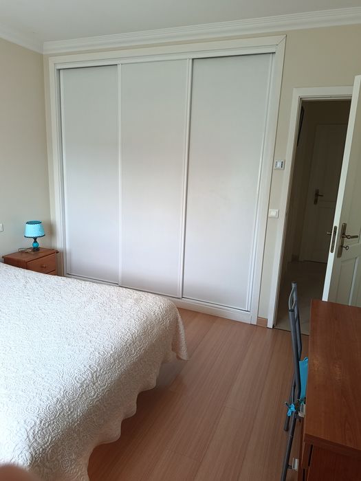 2 Quartos para arrendar em Pousos, Leiria (entrada a partir de Julho)